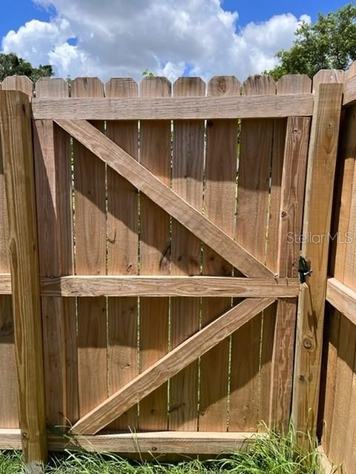 5812 17th Street Zephyrhills FL 33542