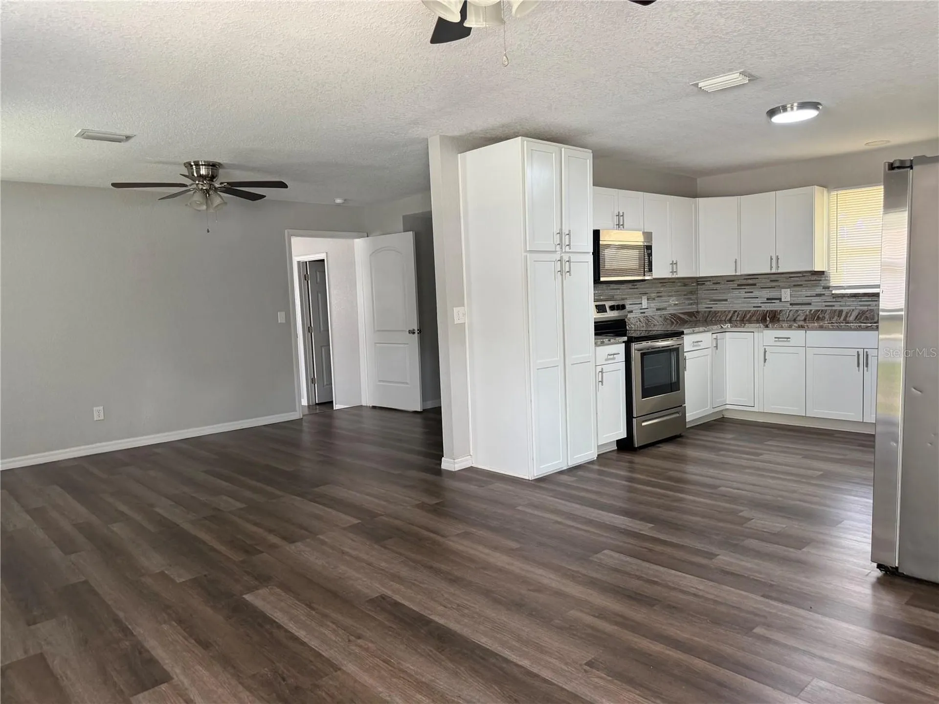 5812 17th Street Zephyrhills FL 33542