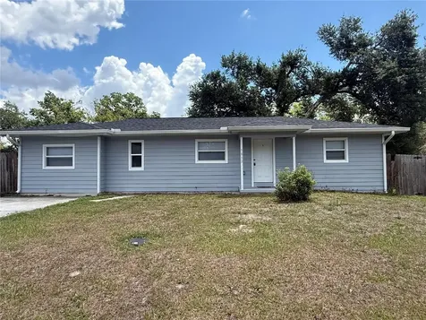 5812 17th Street Zephyrhills FL 33542