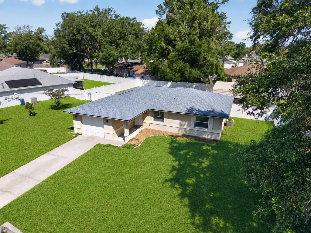 44 Redwood Road Ocala FL 34472