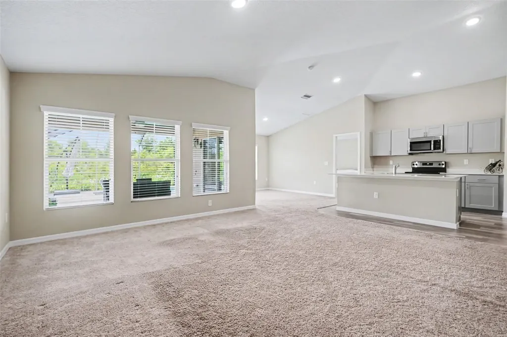 5440 Siltstone Street Lakeland FL 33811