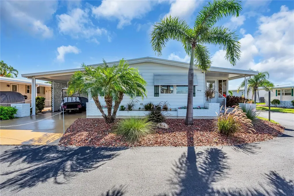20 N Flora Vista Street Englewood FL 34223