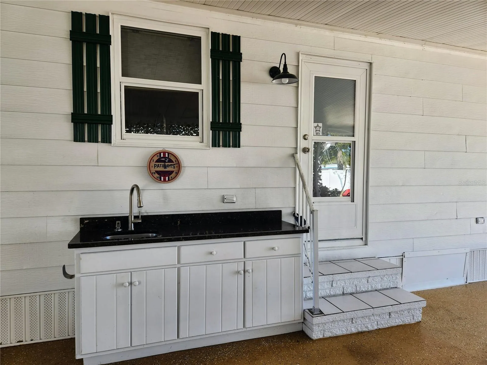 20 N Flora Vista Street Englewood FL 34223