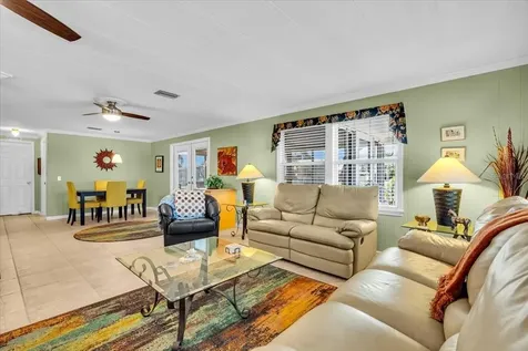 20 N Flora Vista Street Englewood FL 34223