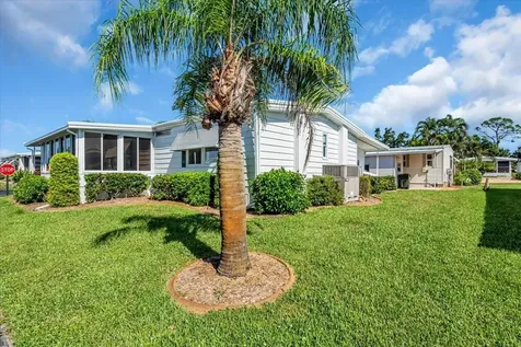 20 N Flora Vista Street Englewood FL 34223