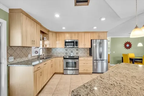 20 N Flora Vista Street Englewood FL 34223