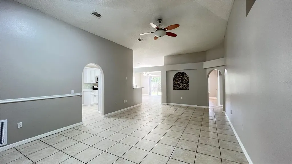 3831 Cinnamon Fern Loop Clermont FL 34714