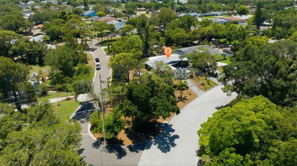 2700 Desoto Way S St Petersburg FL 33712