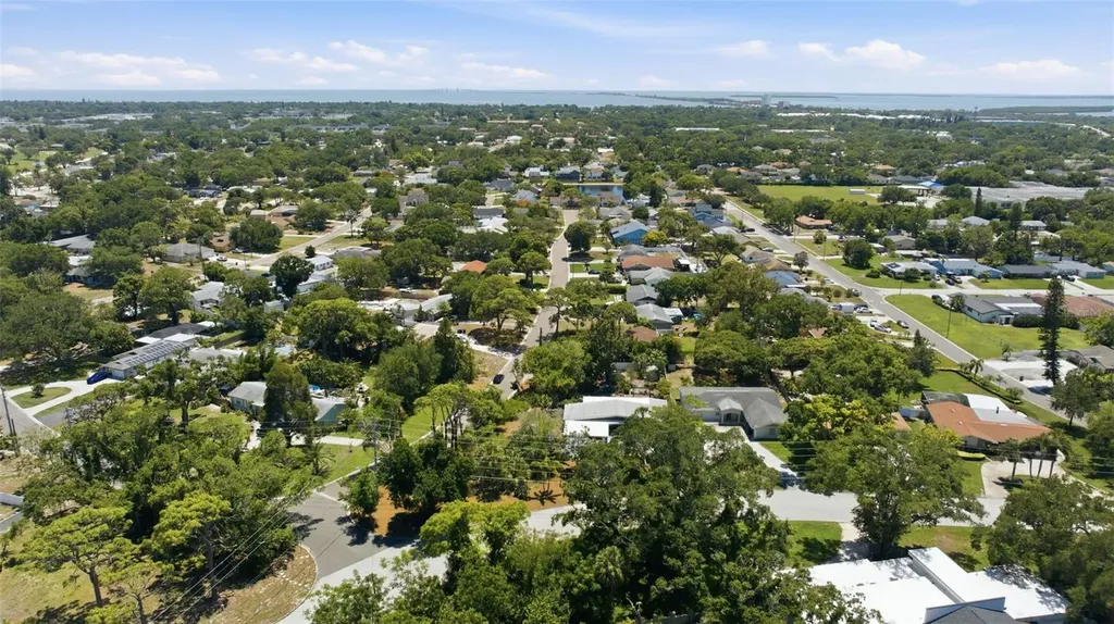 2700 Desoto Way S St Petersburg FL 33712
