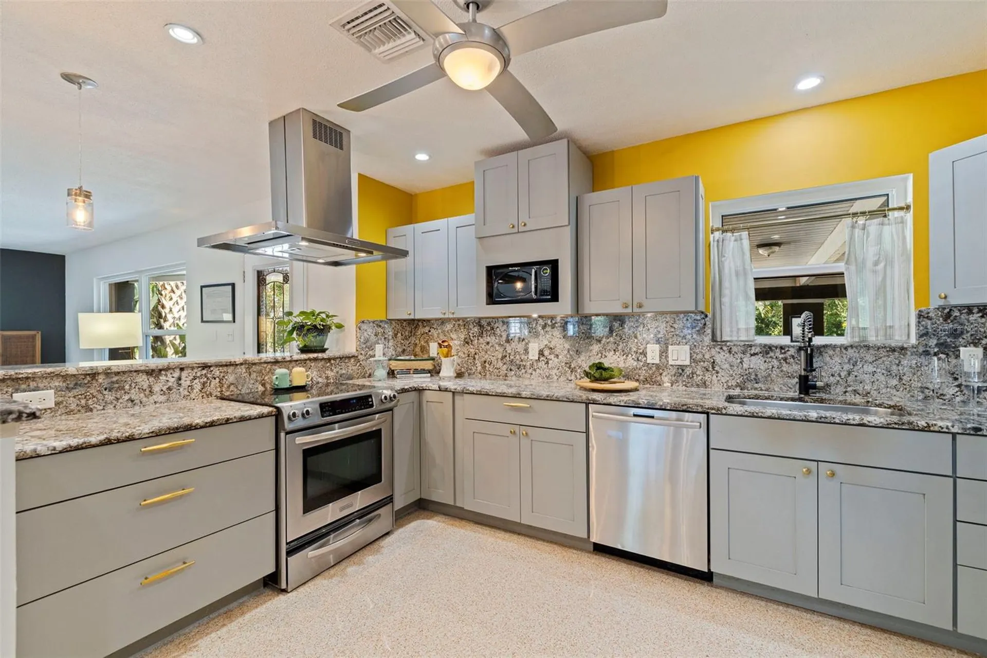 2700 Desoto Way S St Petersburg FL 33712