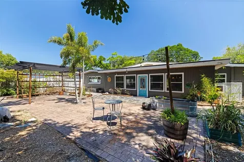 2700 Desoto Way S St Petersburg FL 33712