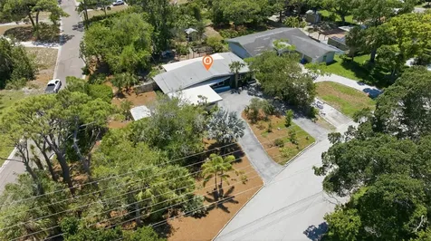 2700 Desoto Way S St Petersburg FL 33712