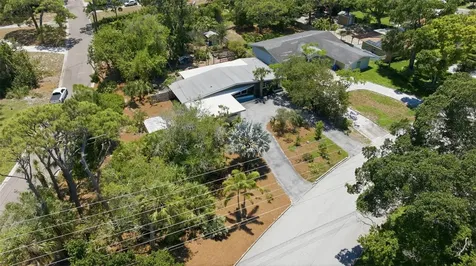 2700 Desoto Way S St Petersburg FL 33712