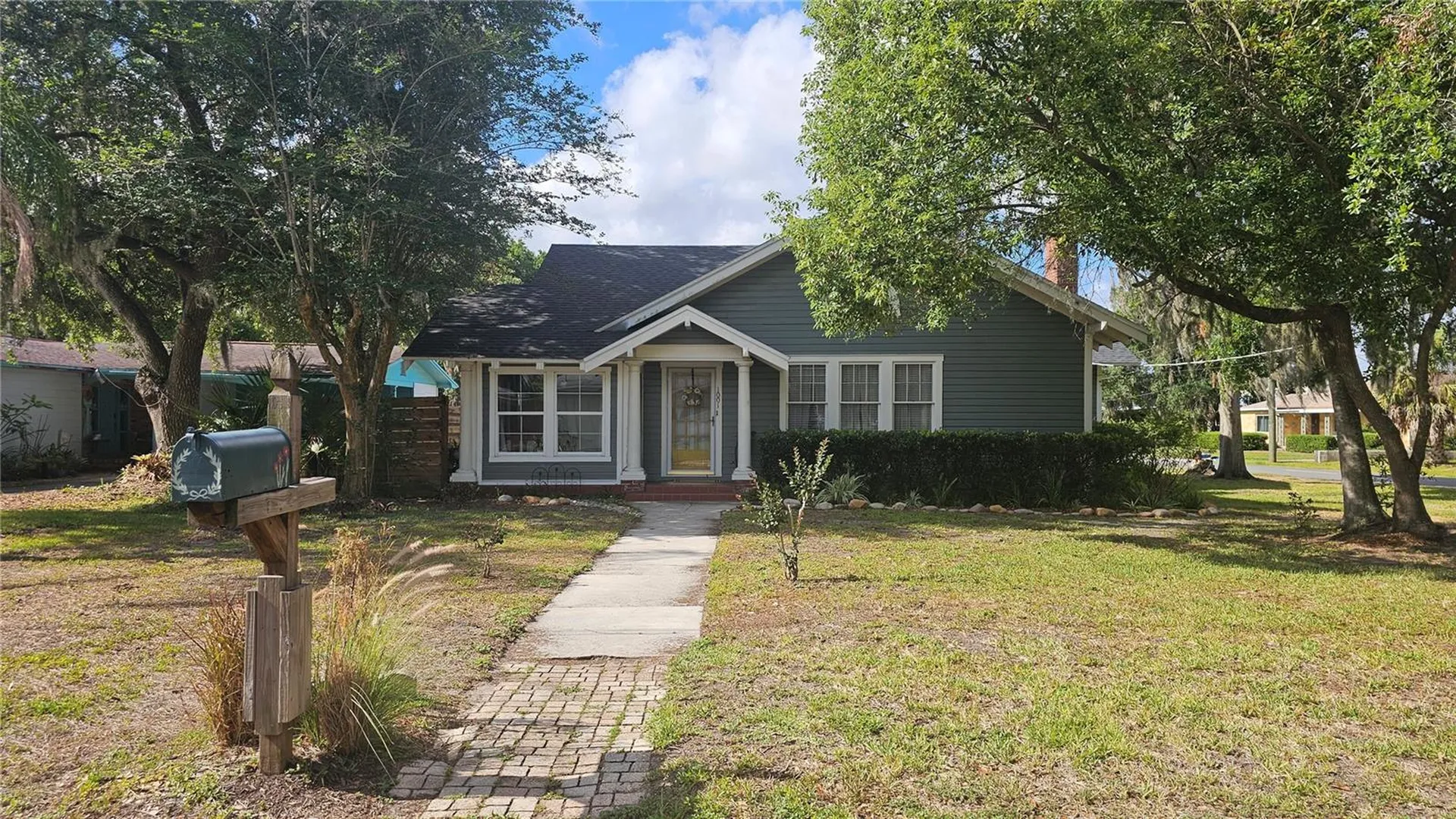 1001 E Gilchrist Street Plant City FL 33563