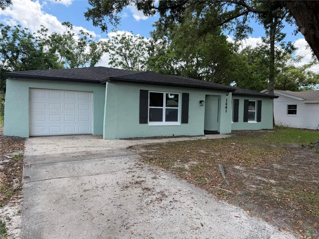 1241 Avalon Boulevard Casselberry FL 32707