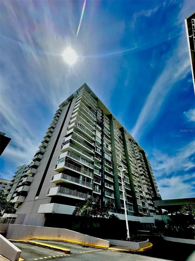 5869 Isla Verde Carolina PR 00979