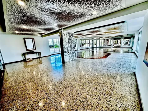 5869 Isla Verde Carolina PR 00979