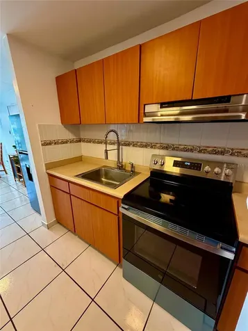 5869 Isla Verde Carolina PR 00979