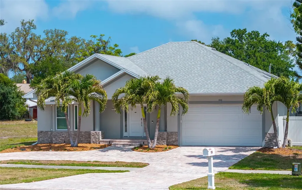 1016 Gulf Road Tarpon Springs FL 34689