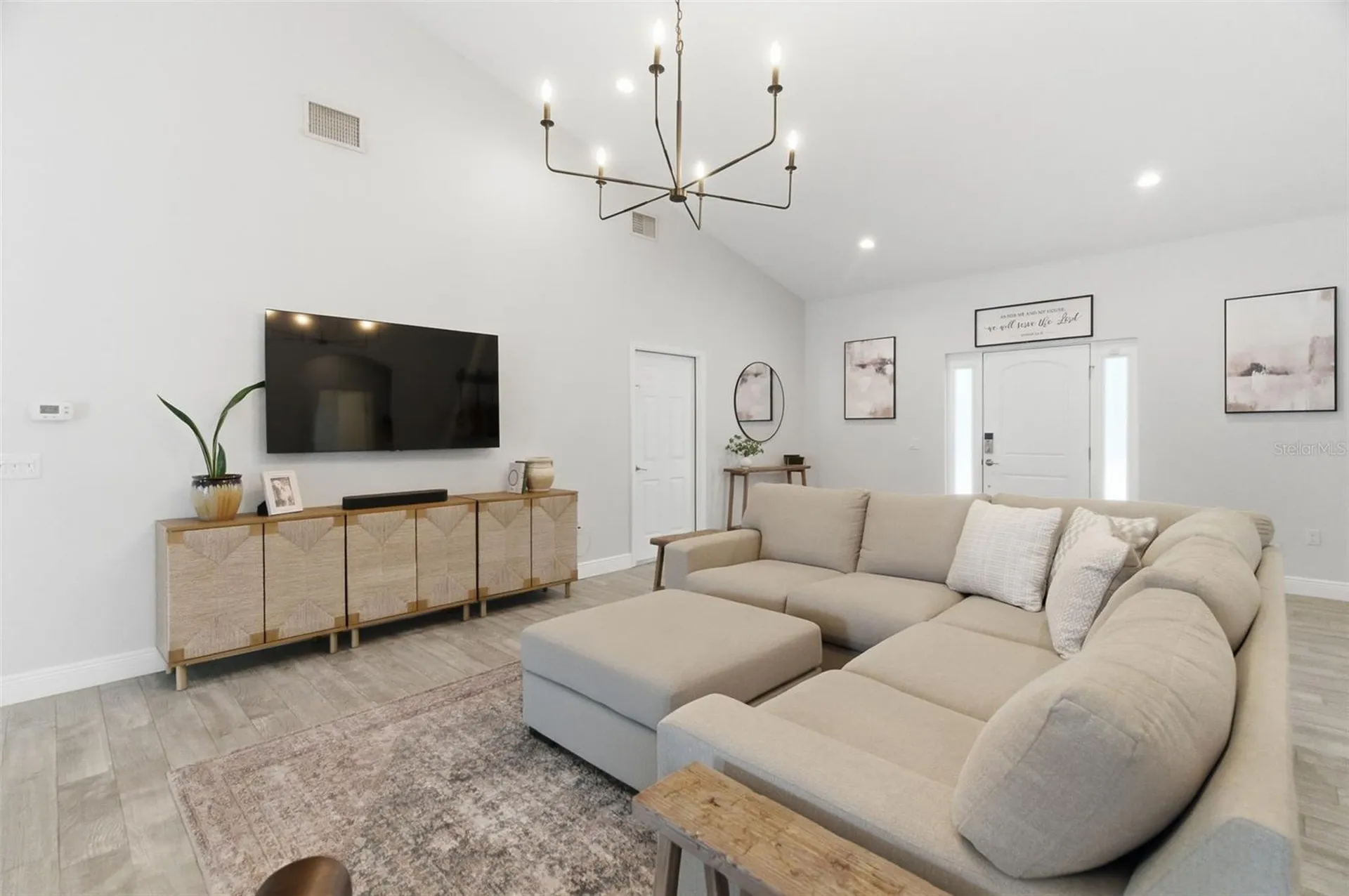 1016 Gulf Road Tarpon Springs FL 34689