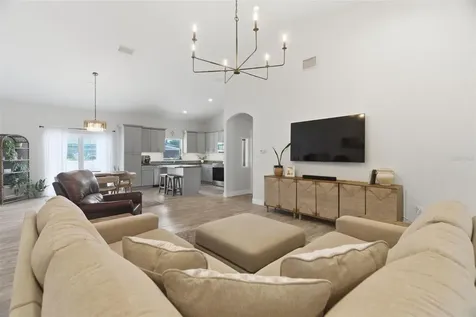 1016 Gulf Road Tarpon Springs FL 34689