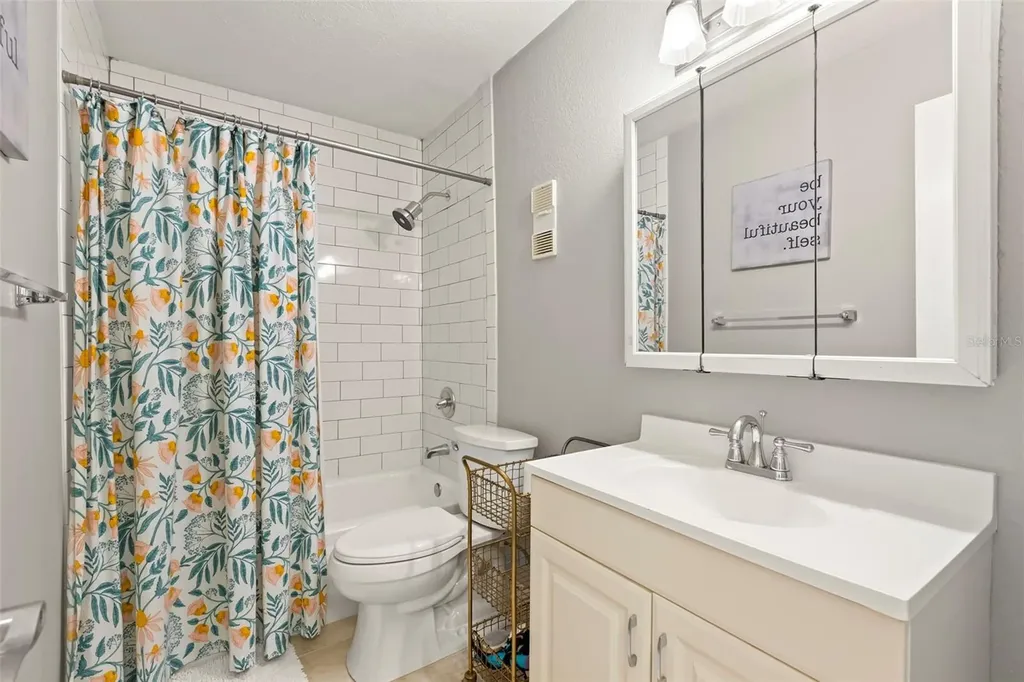 13762 Orange Sunset Drive Tampa FL 33618