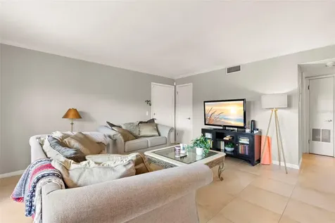 13762 Orange Sunset Drive Tampa FL 33618