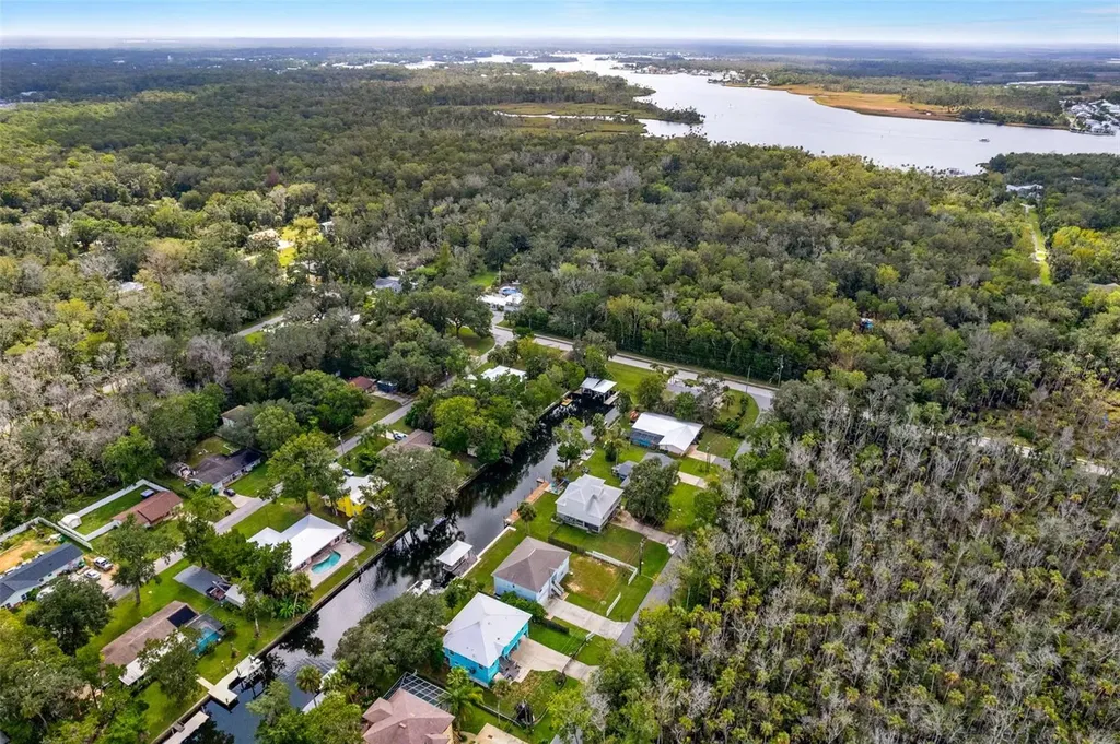 3625 N Suwannee Point Crystal River FL 34428