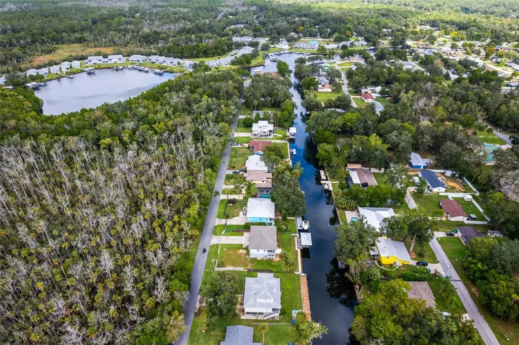 3625 N Suwannee Point Crystal River FL 34428