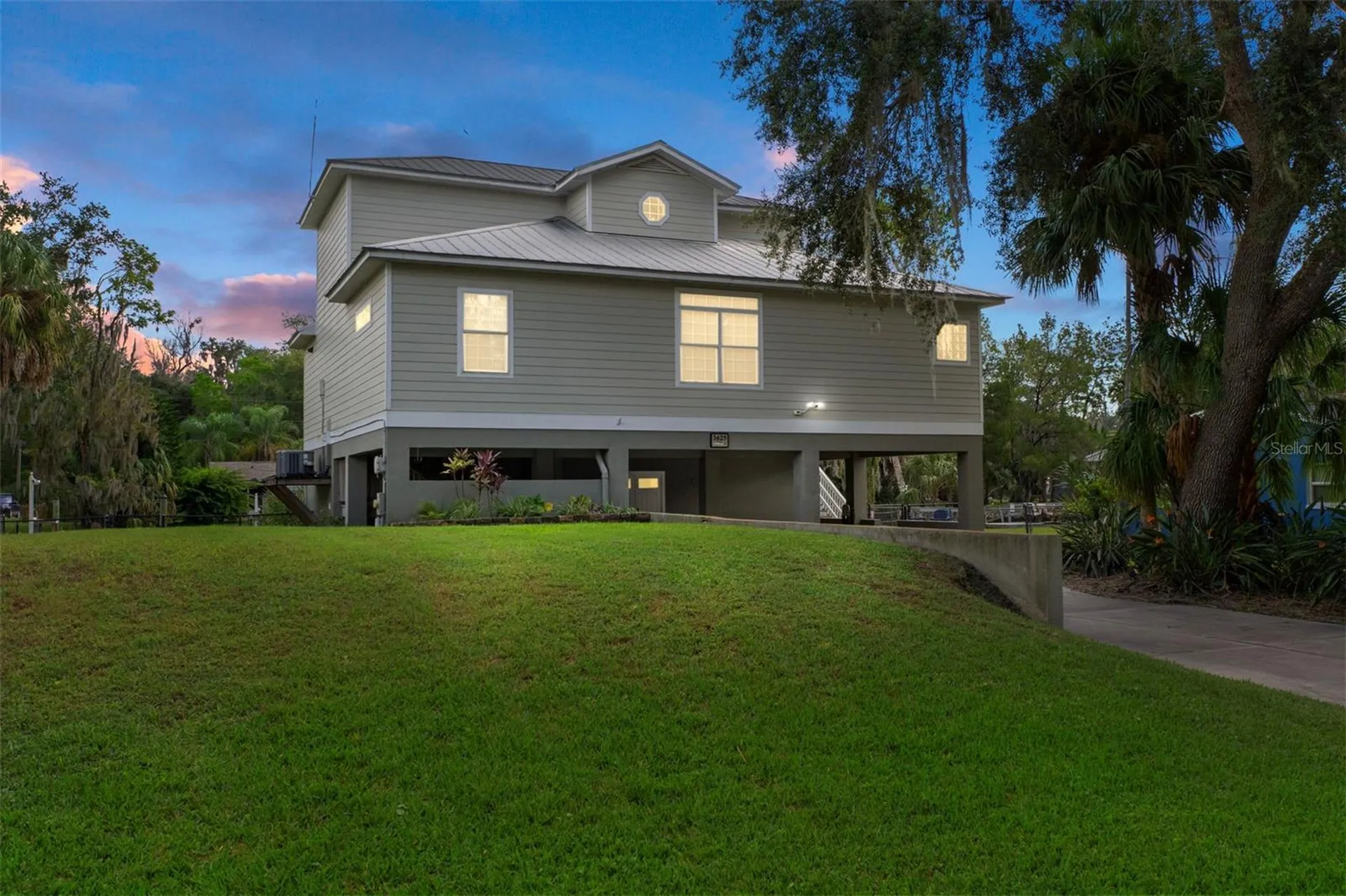 3625 N Suwannee Point Crystal River FL 34428
