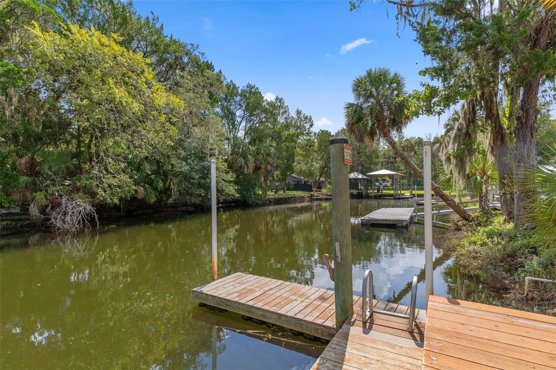3625 N Suwannee Point Crystal River FL 34428