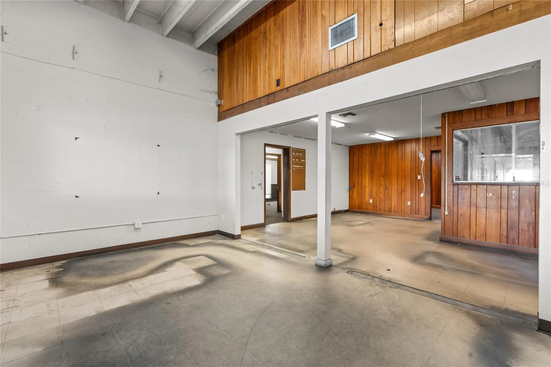 1118 N Magnolia Avenue Ocala FL 34475