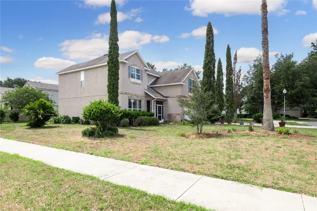 401 Split Oak Court Eustis FL 32736