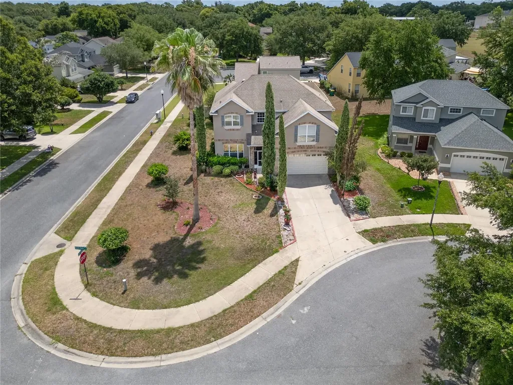 401 Split Oak Court Eustis FL 32736