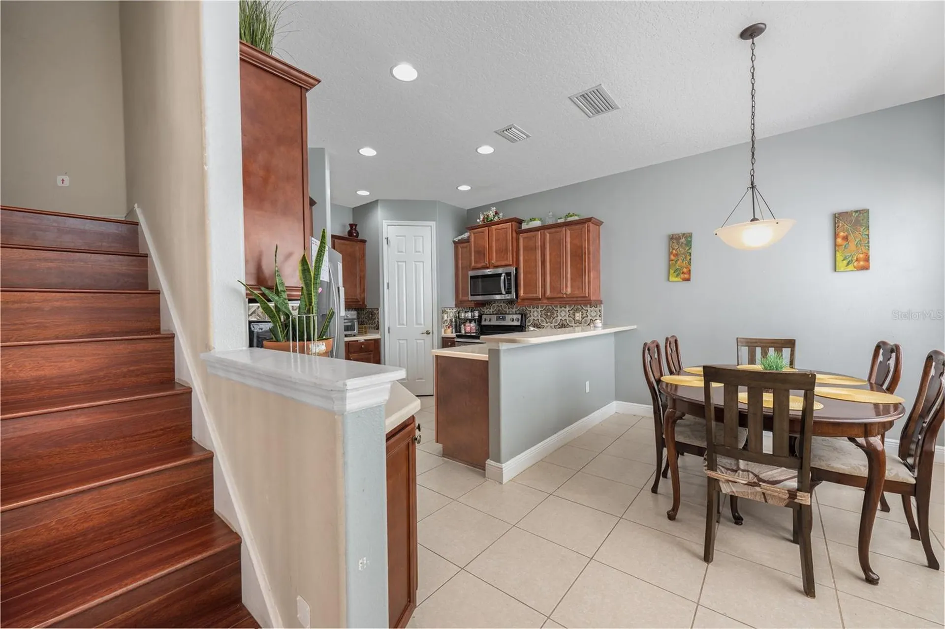 401 Split Oak Court Eustis FL 32736