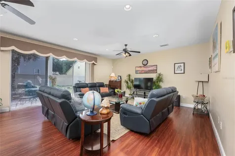 401 Split Oak Court Eustis FL 32736