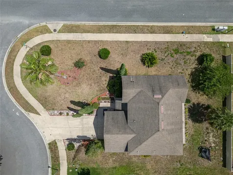 401 Split Oak Court Eustis FL 32736