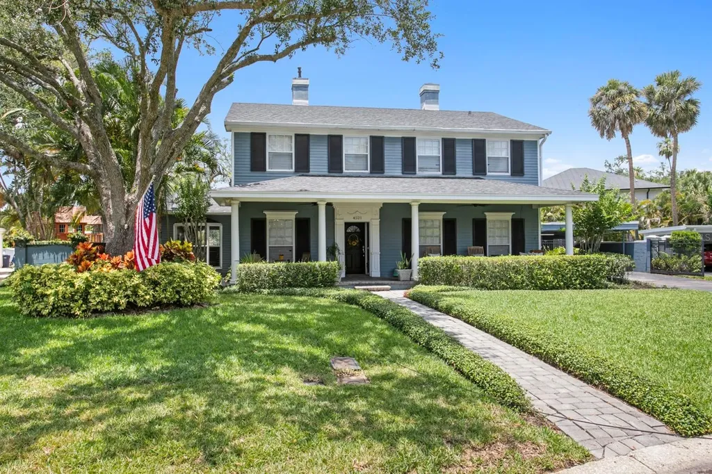 4521 W Watrous Avenue Tampa FL 33629