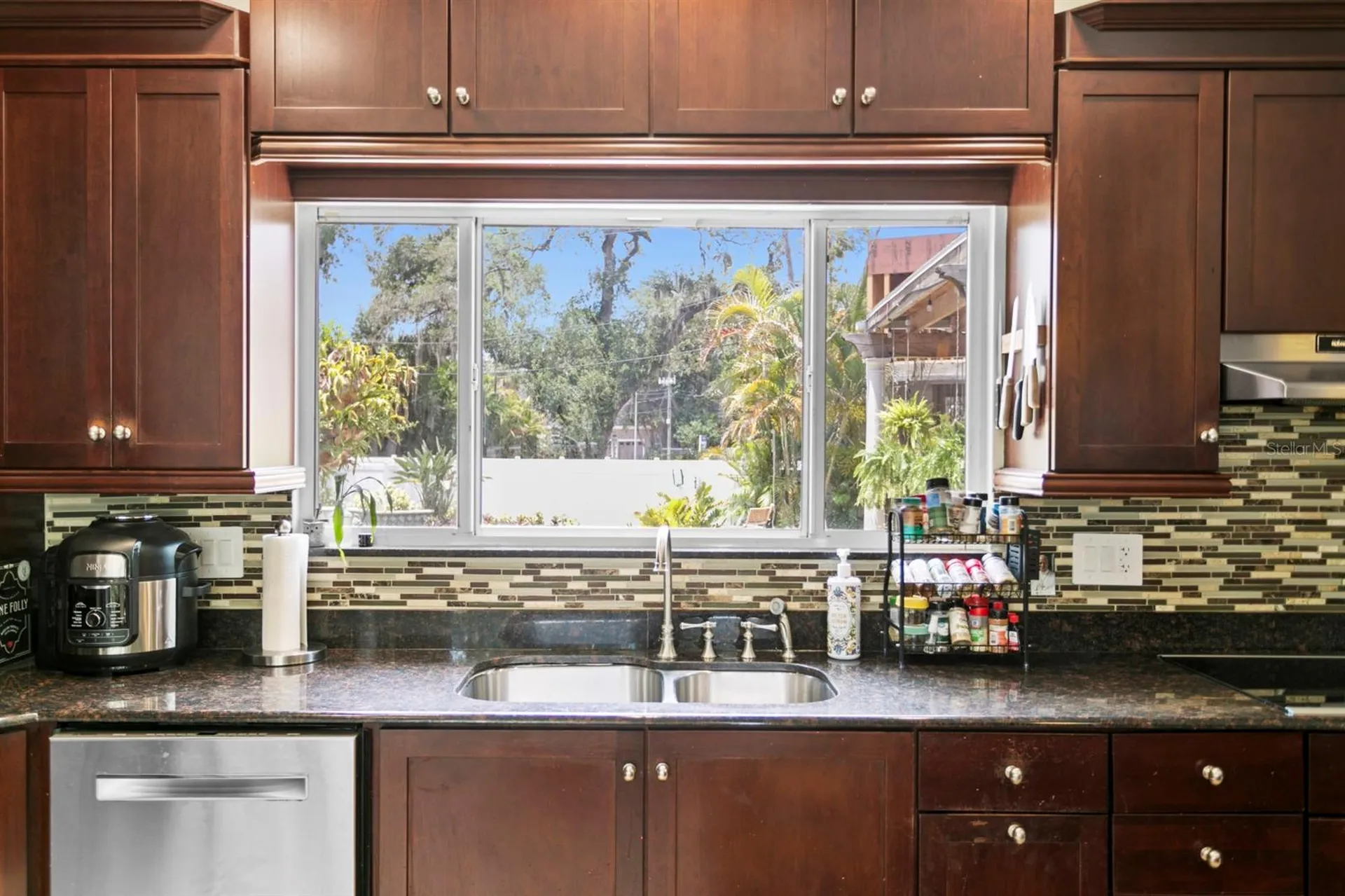 4521 W Watrous Avenue Tampa FL 33629