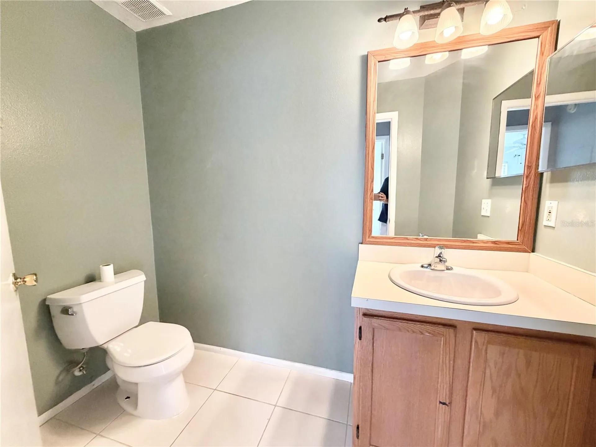 144 Reserve Circle Oviedo FL 32765