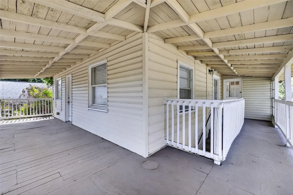 114 W Wilder Avenue Tampa FL 33603