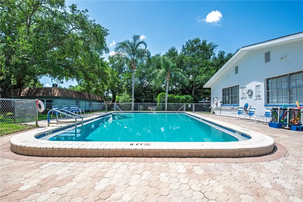 300 Clyde Lane Dunedin FL 34698