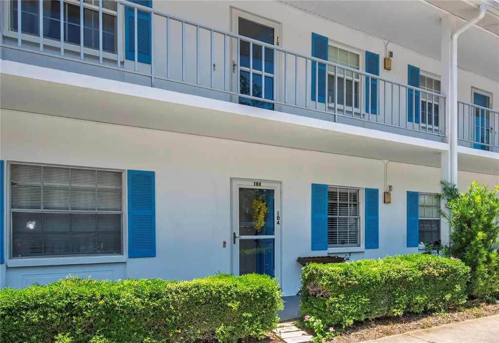 300 Clyde Lane Dunedin FL 34698