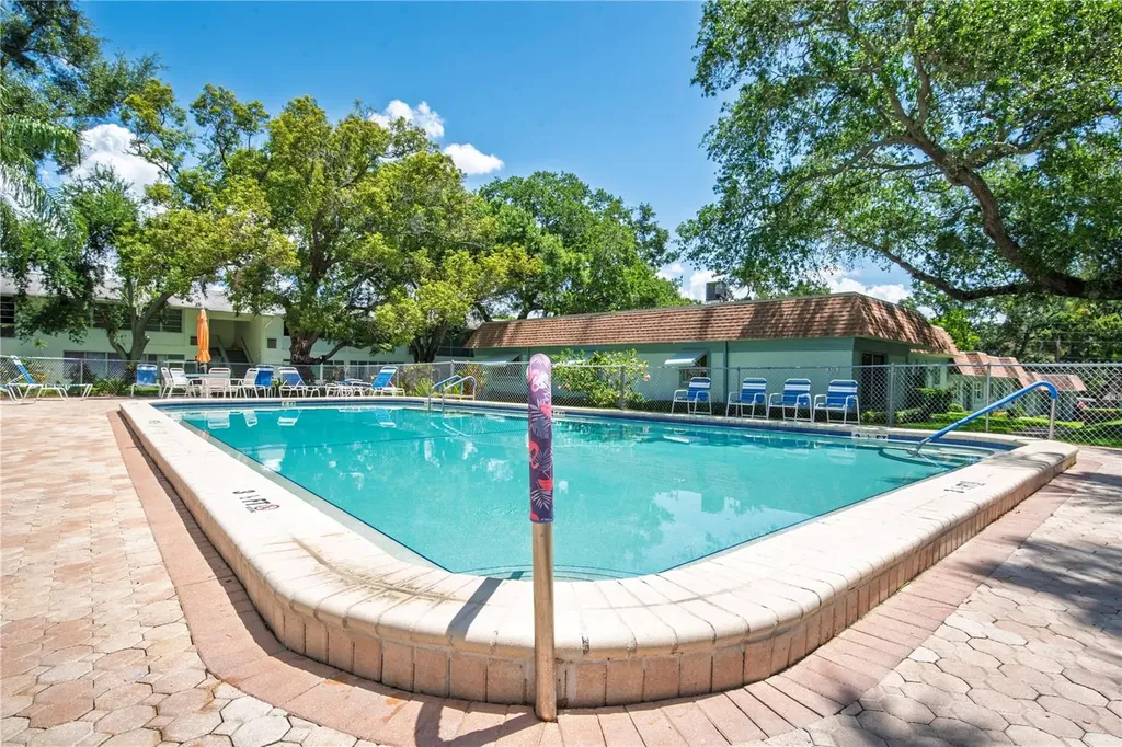 300 Clyde Lane Dunedin FL 34698