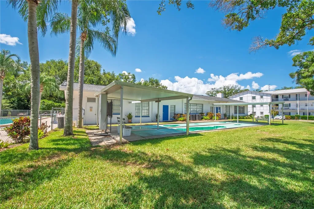 300 Clyde Lane Dunedin FL 34698