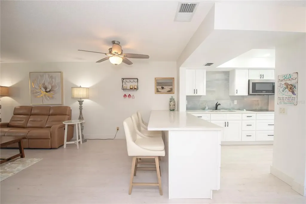300 Clyde Lane Dunedin FL 34698