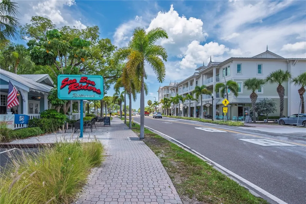 300 Clyde Lane Dunedin FL 34698