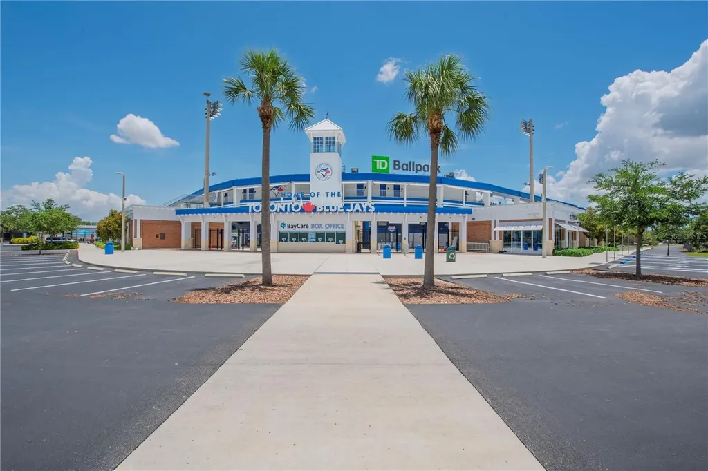 300 Clyde Lane Dunedin FL 34698