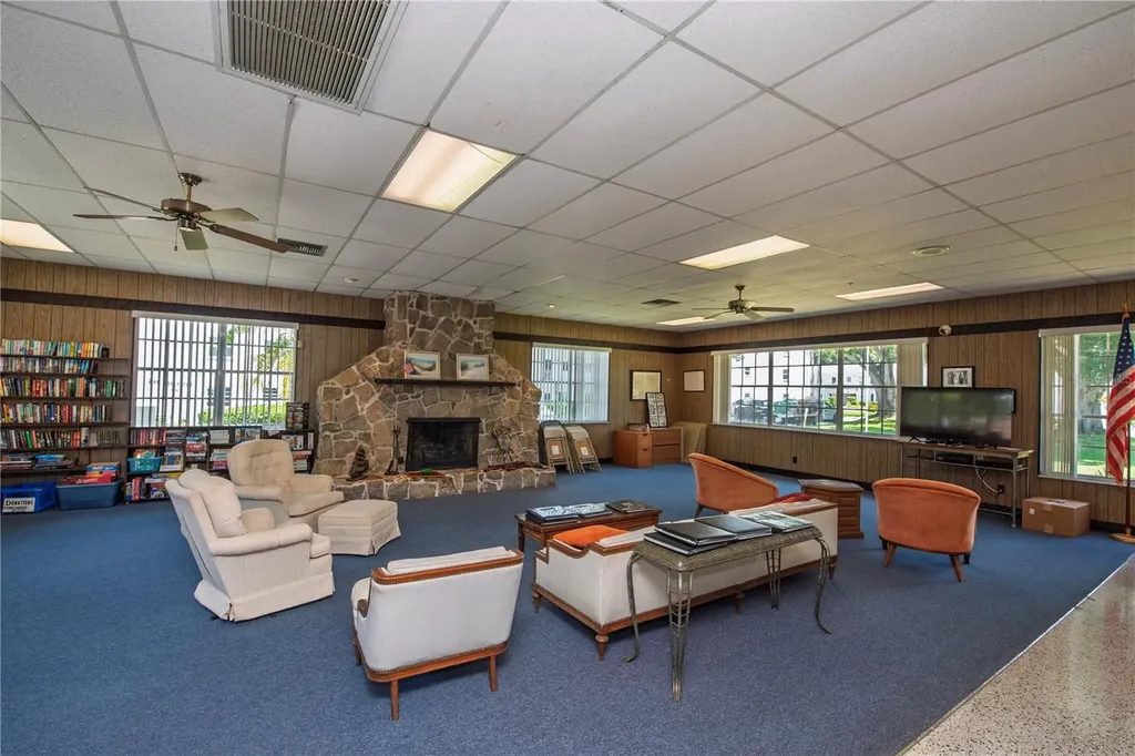 300 Clyde Lane Dunedin FL 34698