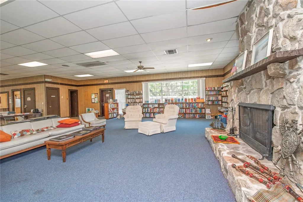300 Clyde Lane Dunedin FL 34698